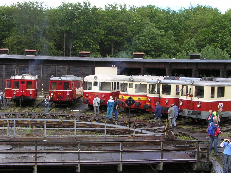 Setkání motorových vozů v Železničním muzeu ČD